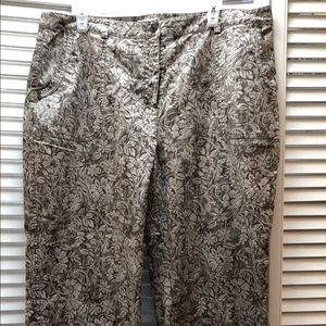 Christopher and Banks Capri Pants SZ 16